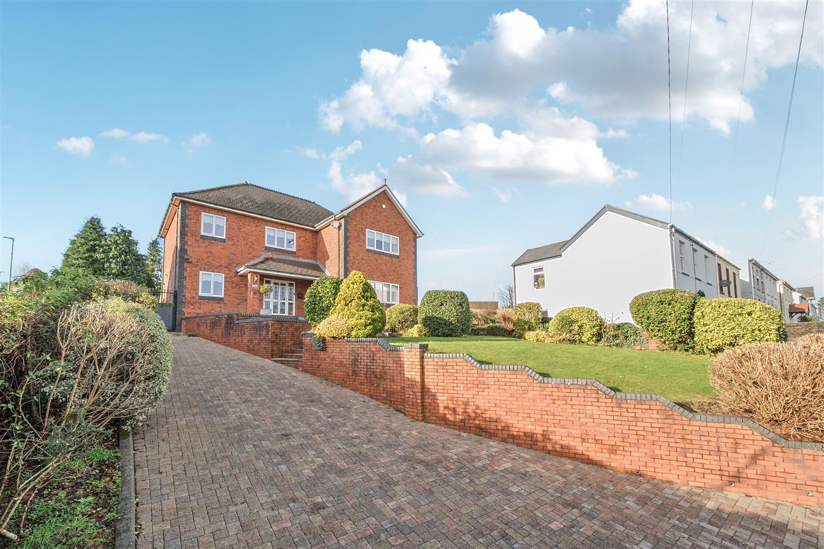 Heol Y Parc, Pontarddulais, Swansea, SA4 0XF